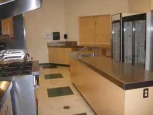 The hall includes a commercial kitchen